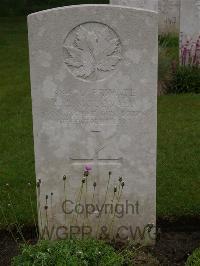 Etaples Military Cemetery - McDonald, A A
